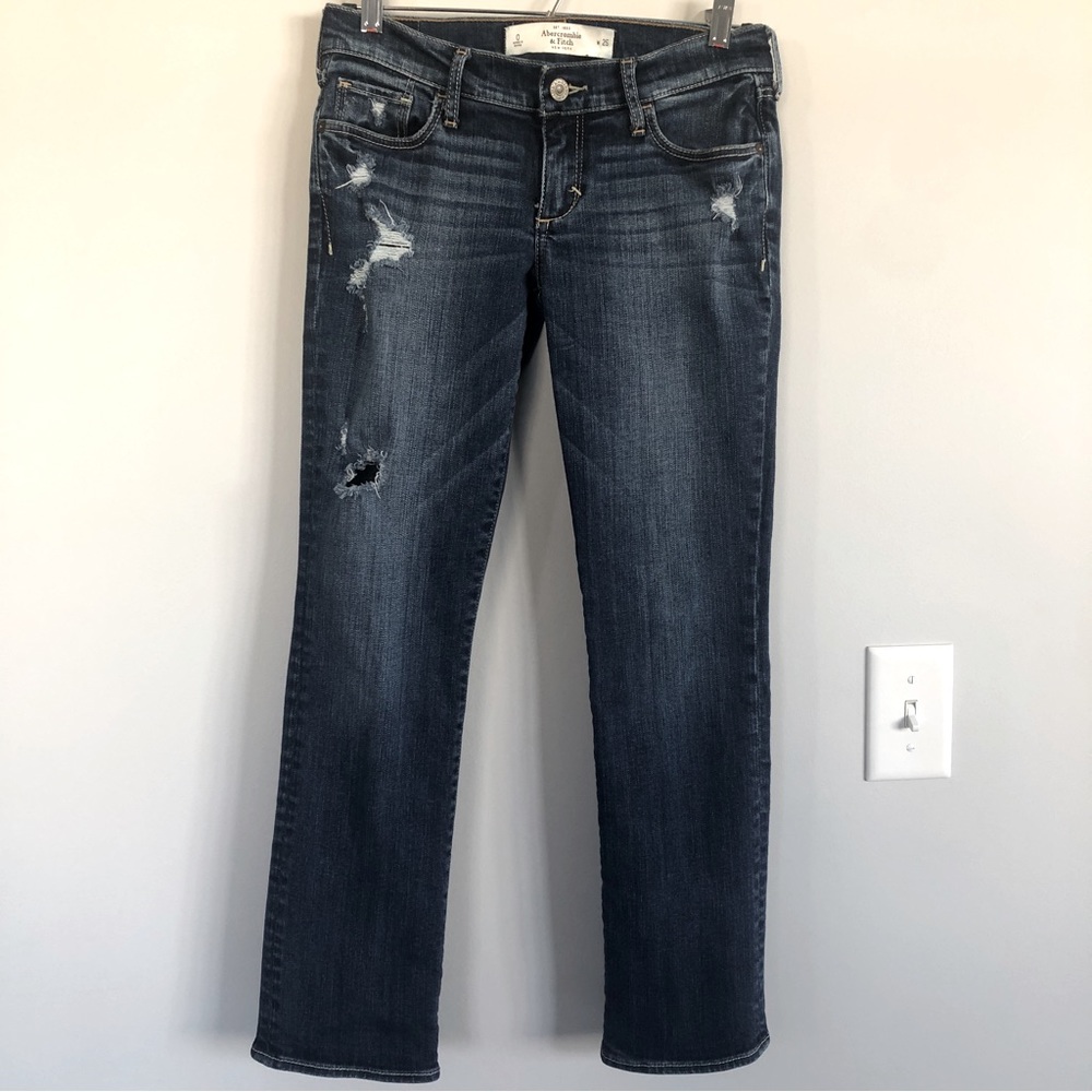 Abercrombie & Fitch Low Rise Distressed Slim Straight Jeans, Size 0, Waist 25